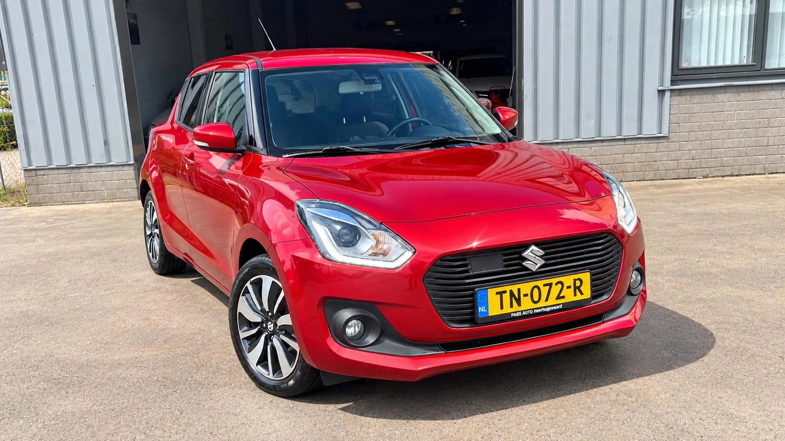 Suzuki Swift (2018) — foto 1