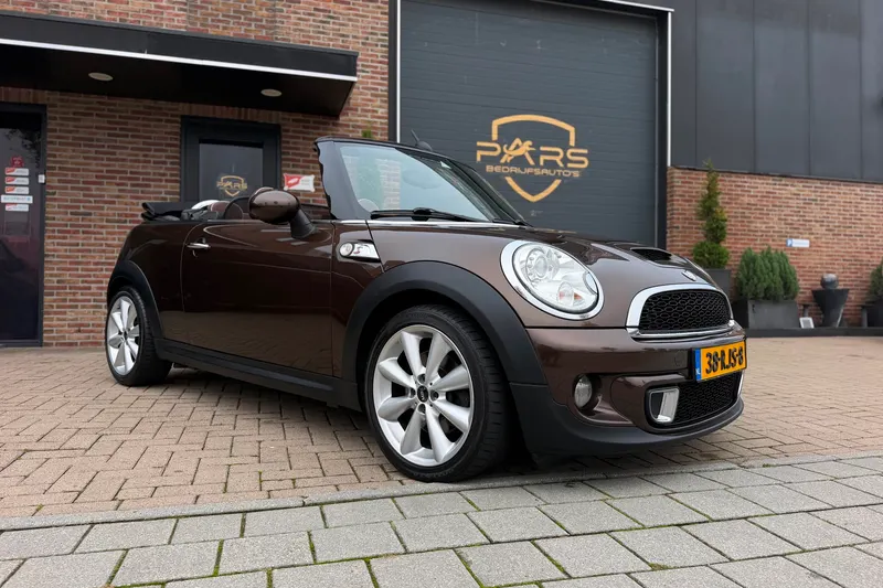 MINI Cabrio (2011)