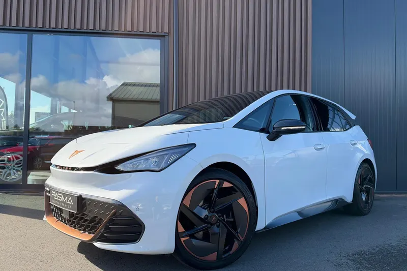 CUPRA Born (2022)