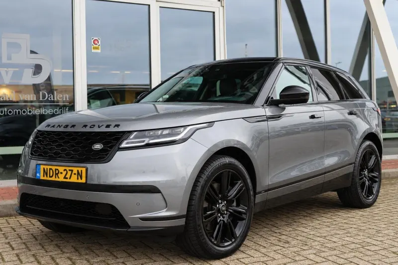 Land Rover Range Rover Velar (2022)