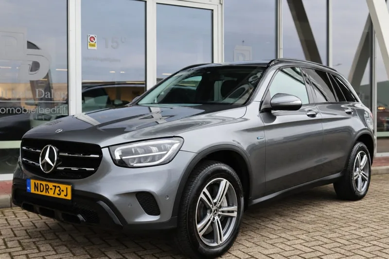 Mercedes-Benz GLC-Klasse (2021) — foto 1