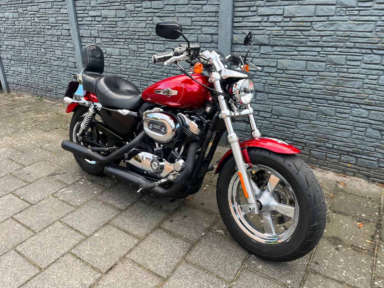 Harley-Davidson Sportster 1200 Custom (2013) — foto 1