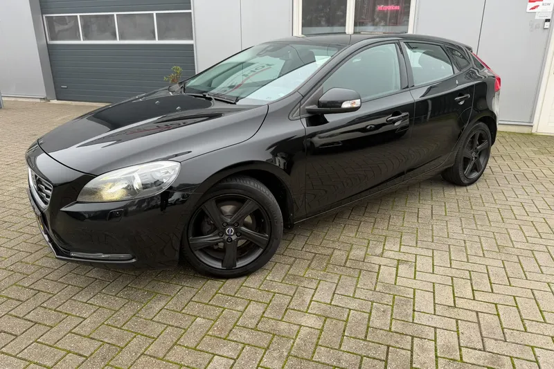 Volvo V40 (2014)