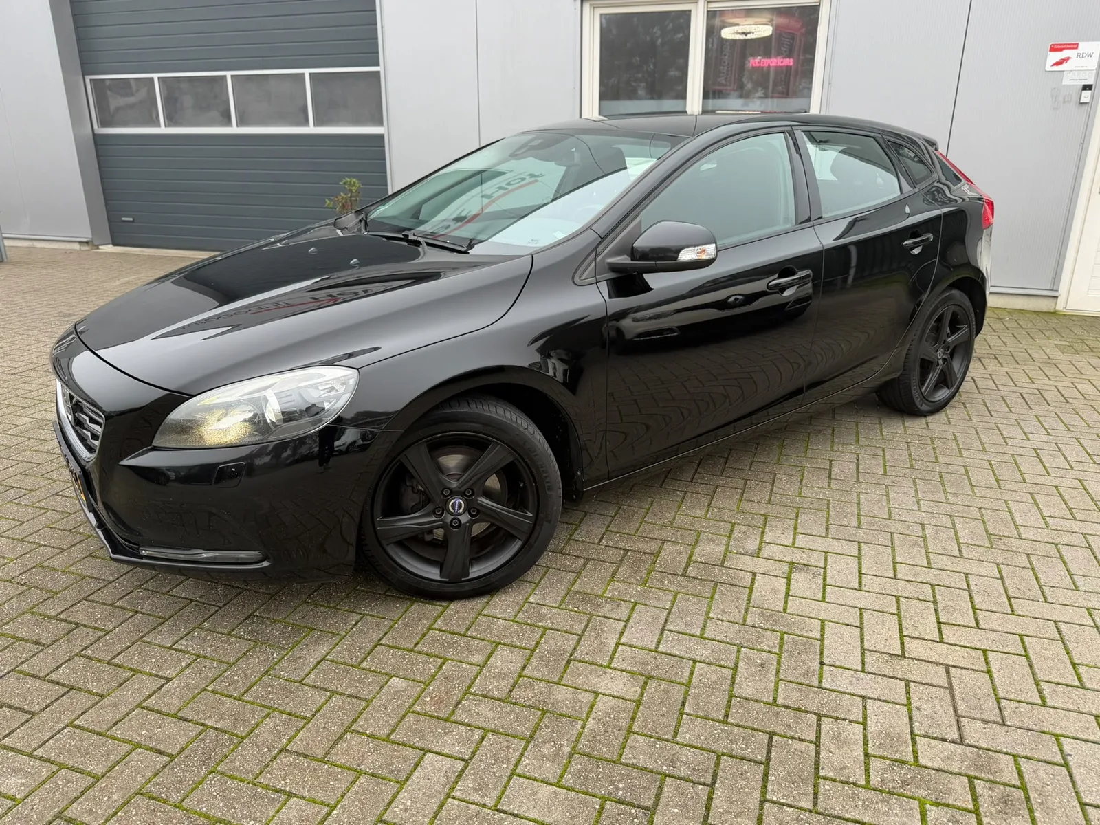 Volvo V40 (2014) — foto 1