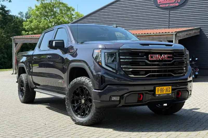 GMC Sierra (2024)