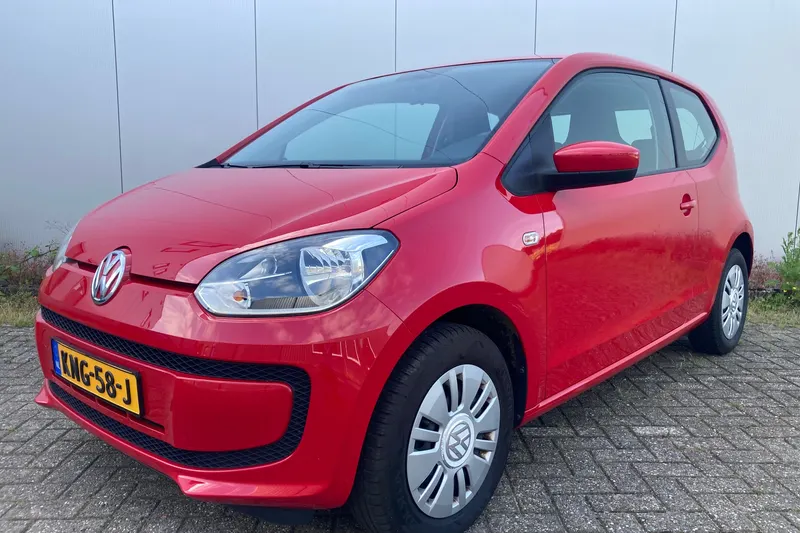 Volkswagen Up! (2015)