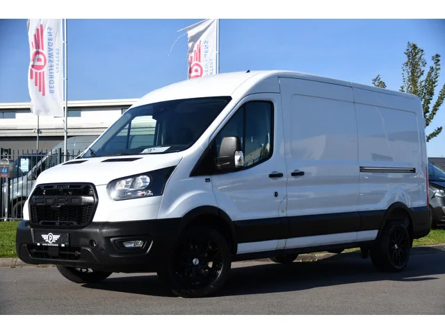 Ford Transit (2023) — foto 1