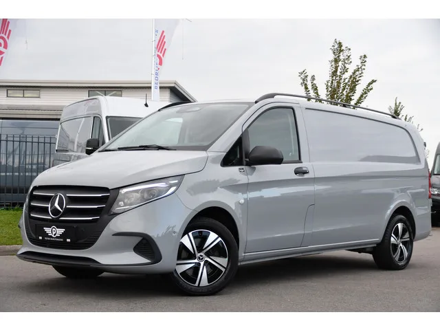 Mercedes-Benz Vito (2024) — foto 1