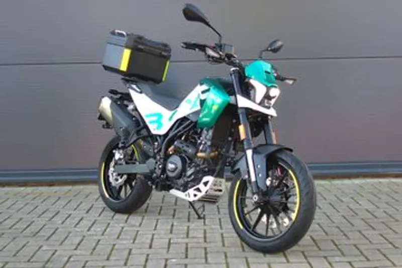 Benelli BKX 300 S (2026)