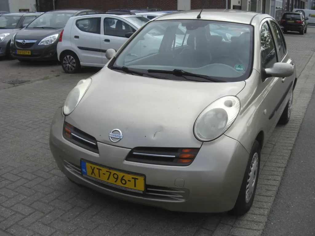 Nissan Micra (2003) — foto 1