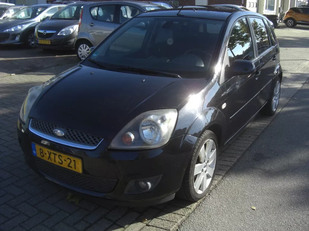 Ford Fiesta (2007) — foto 1