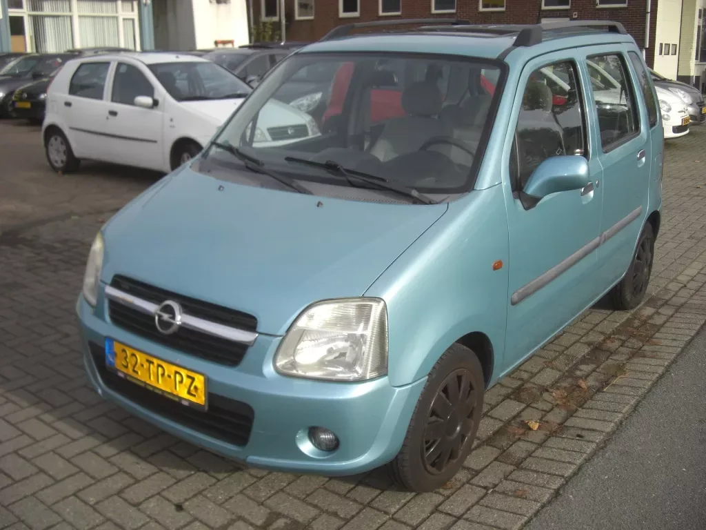 Opel Agila (2006) — foto 1