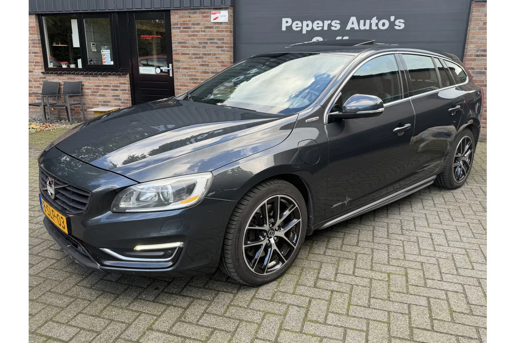 Volvo V60 (2013) — foto 1