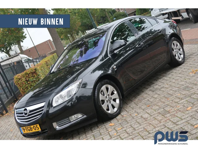Opel Insignia (2012) — foto 1