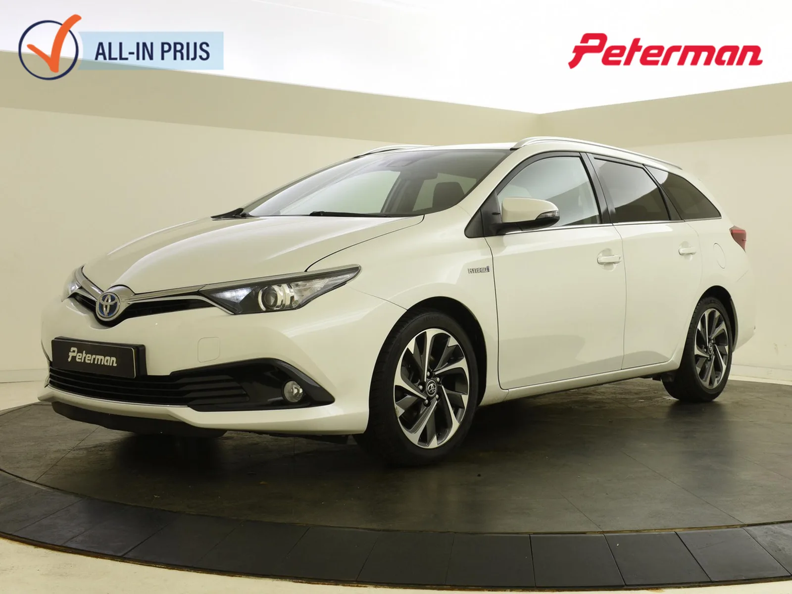 Toyota Auris (2017) — foto 1