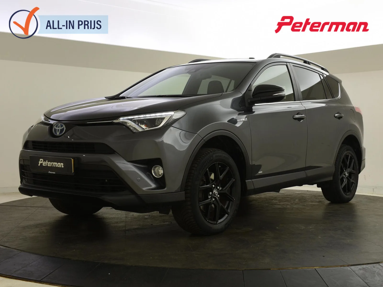 Toyota RAV4 (2017) — foto 1
