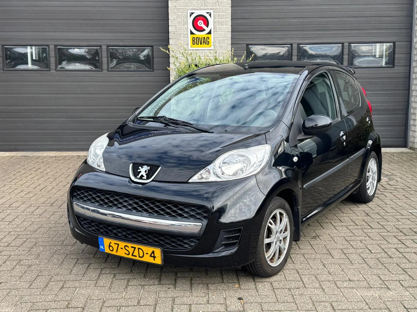 Peugeot 107 (2012) — foto 1