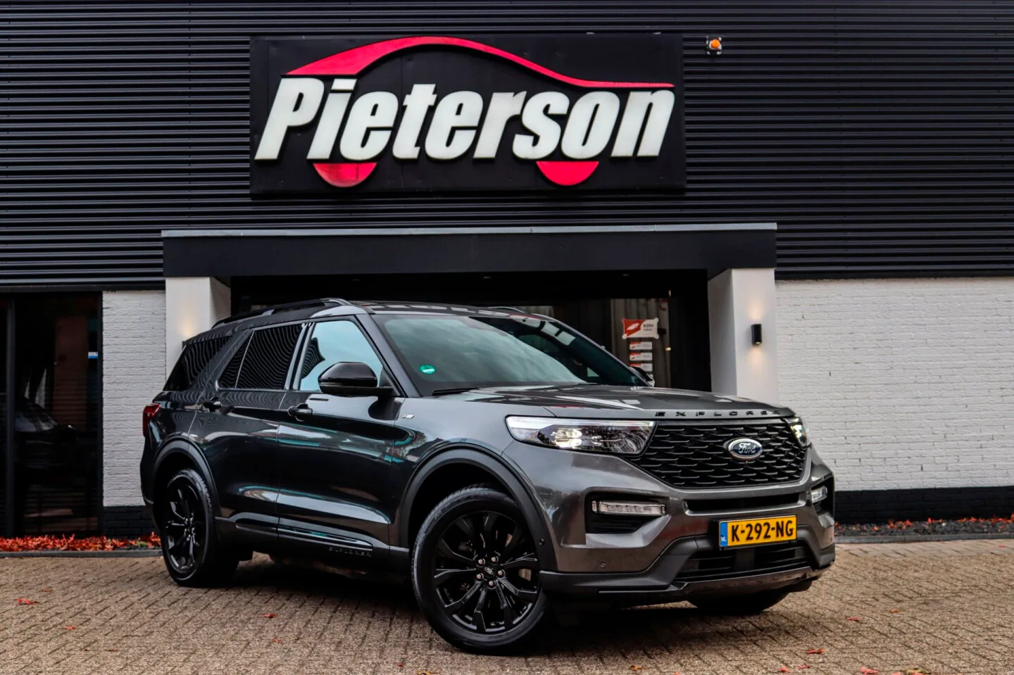 Ford Explorer (2020) — foto 1