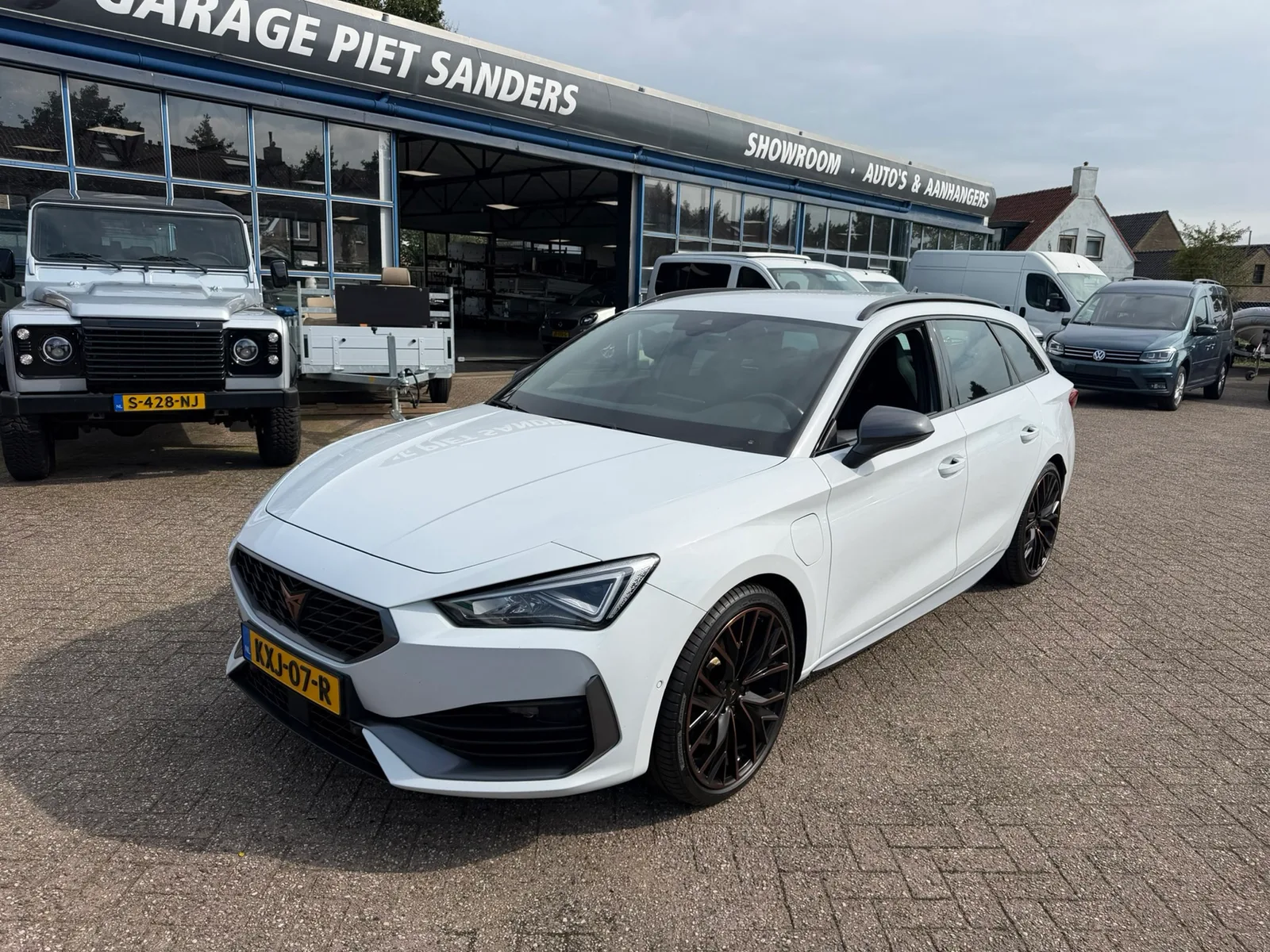 CUPRA Leon Sportstourer (2022) — foto 1