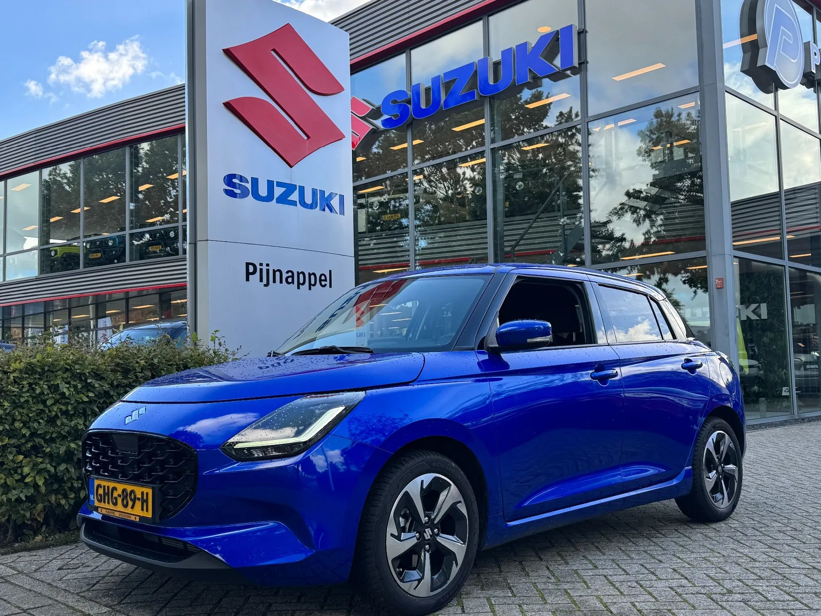 Suzuki Swift (2024) — foto 1