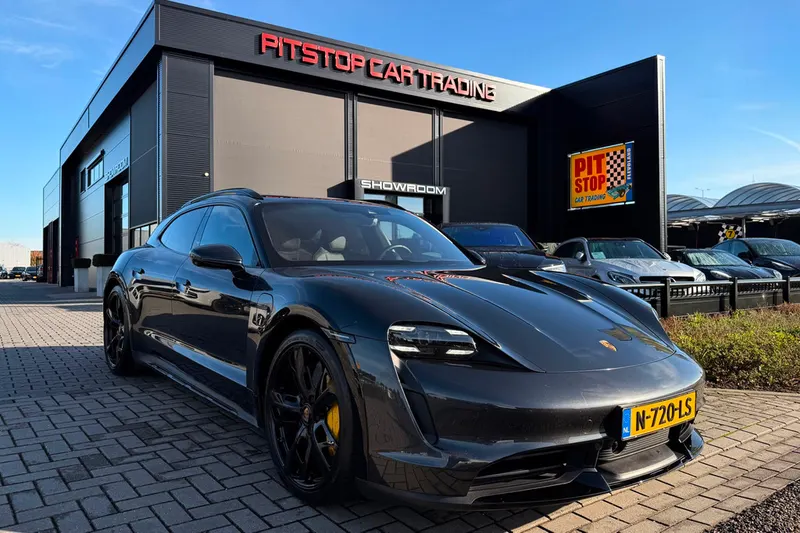 Porsche Taycan Cross Turismo (2021)
