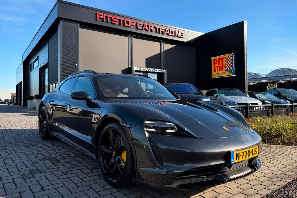Porsche Taycan Cross Turismo (2021) — foto 1