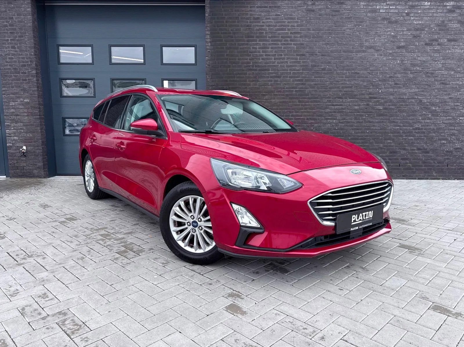 Ford Focus (2021) — foto 1