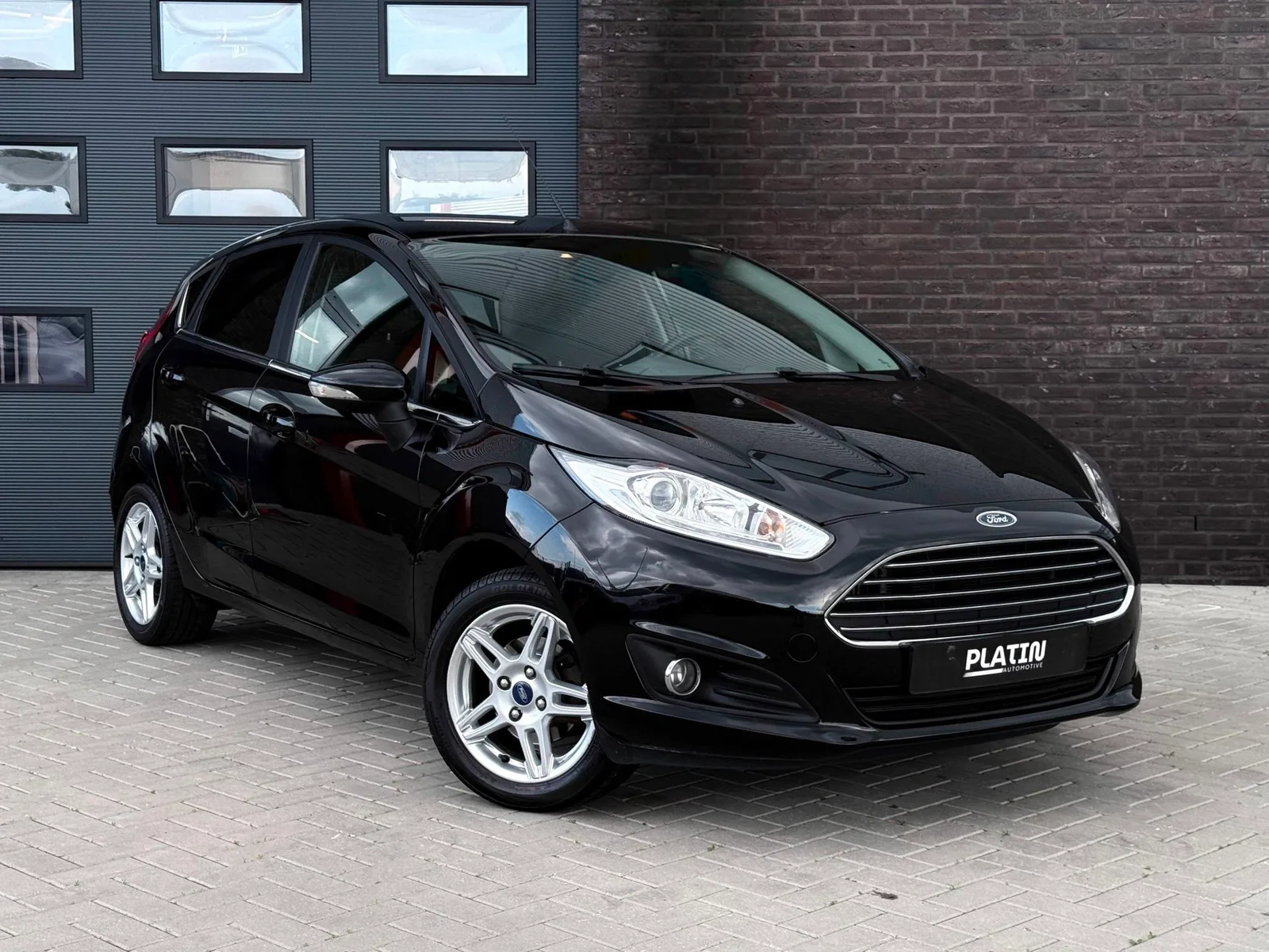 Ford Fiesta (2014) — foto 1