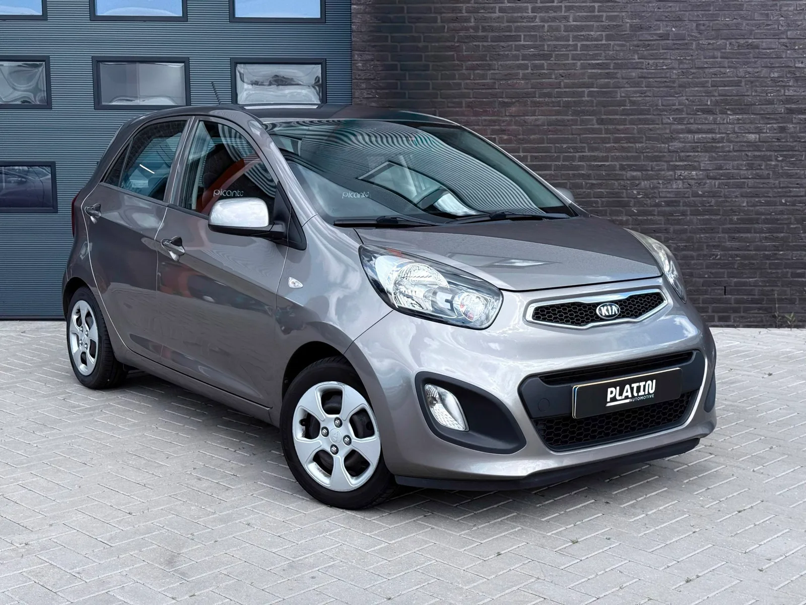 Kia Picanto (2013) — foto 1