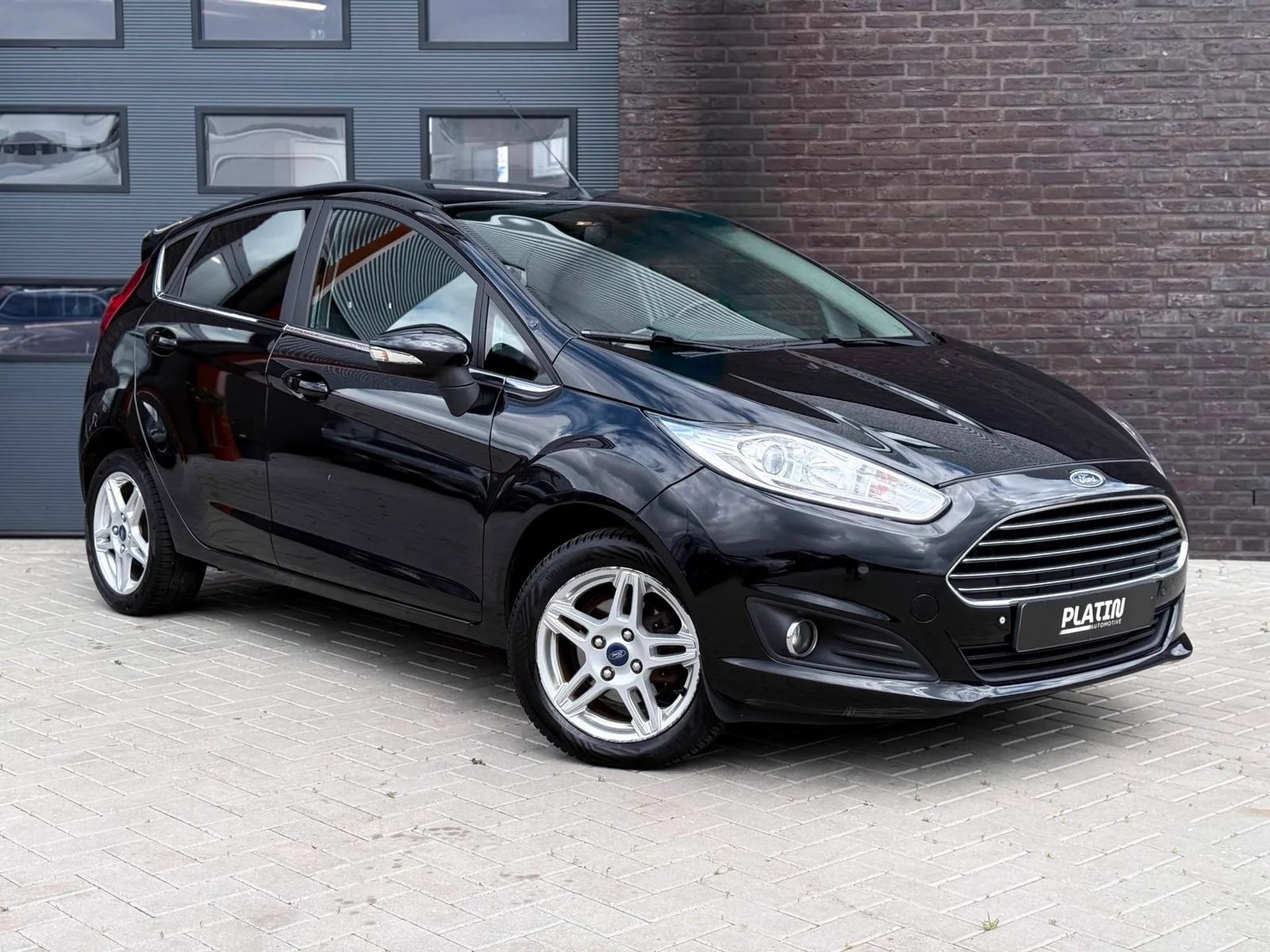 Ford Fiesta (2015) — foto 1