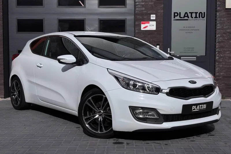 Kia ProCeed (2015)