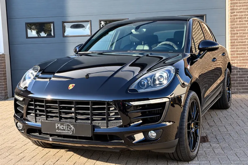 Porsche Macan (2014)