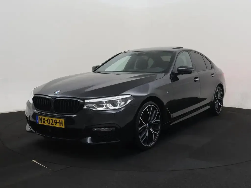 BMW 5-Serie (2017) — foto 1