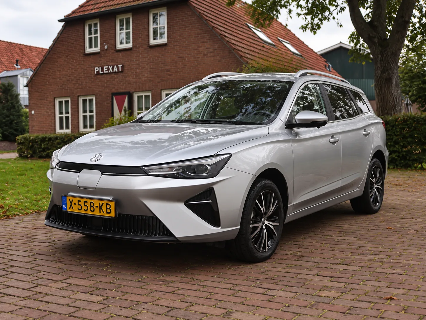 MG MG5 (2023) — foto 1