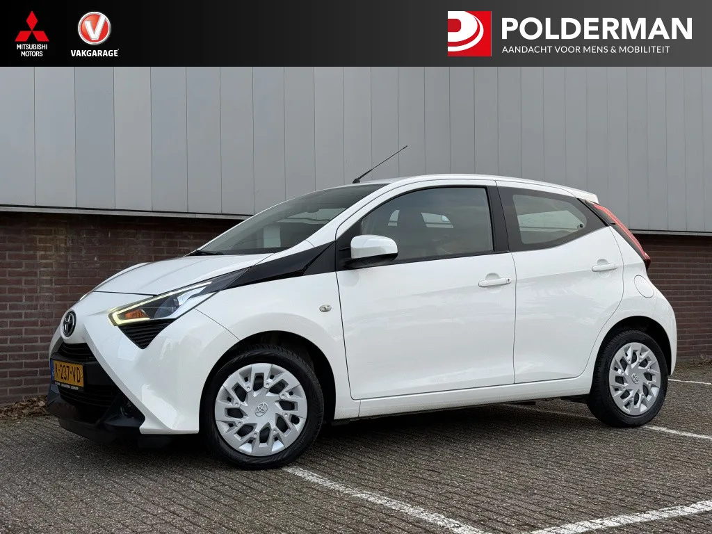 Toyota Aygo (2021) — foto 1