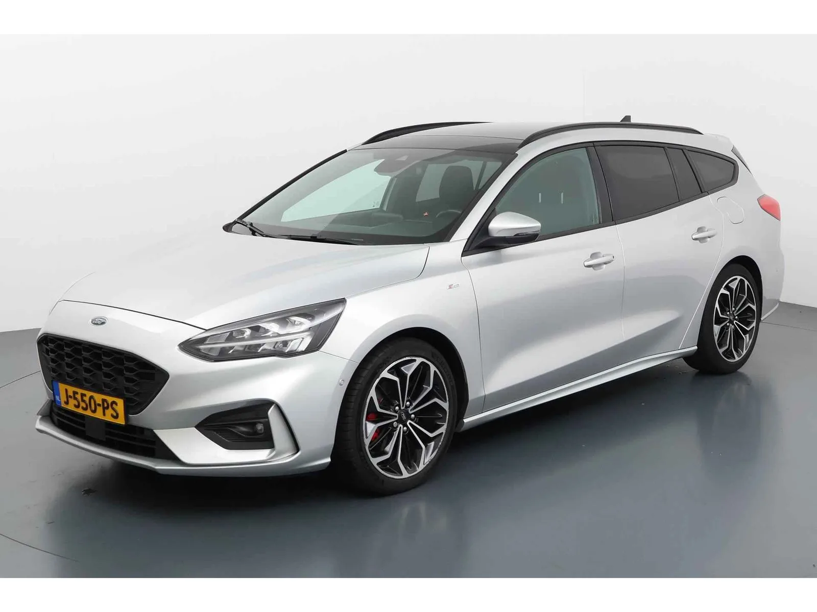 Ford Focus (2020) — foto 1