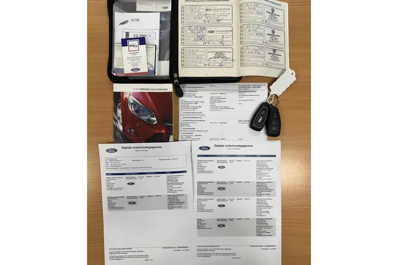 Ford Focus (2012)