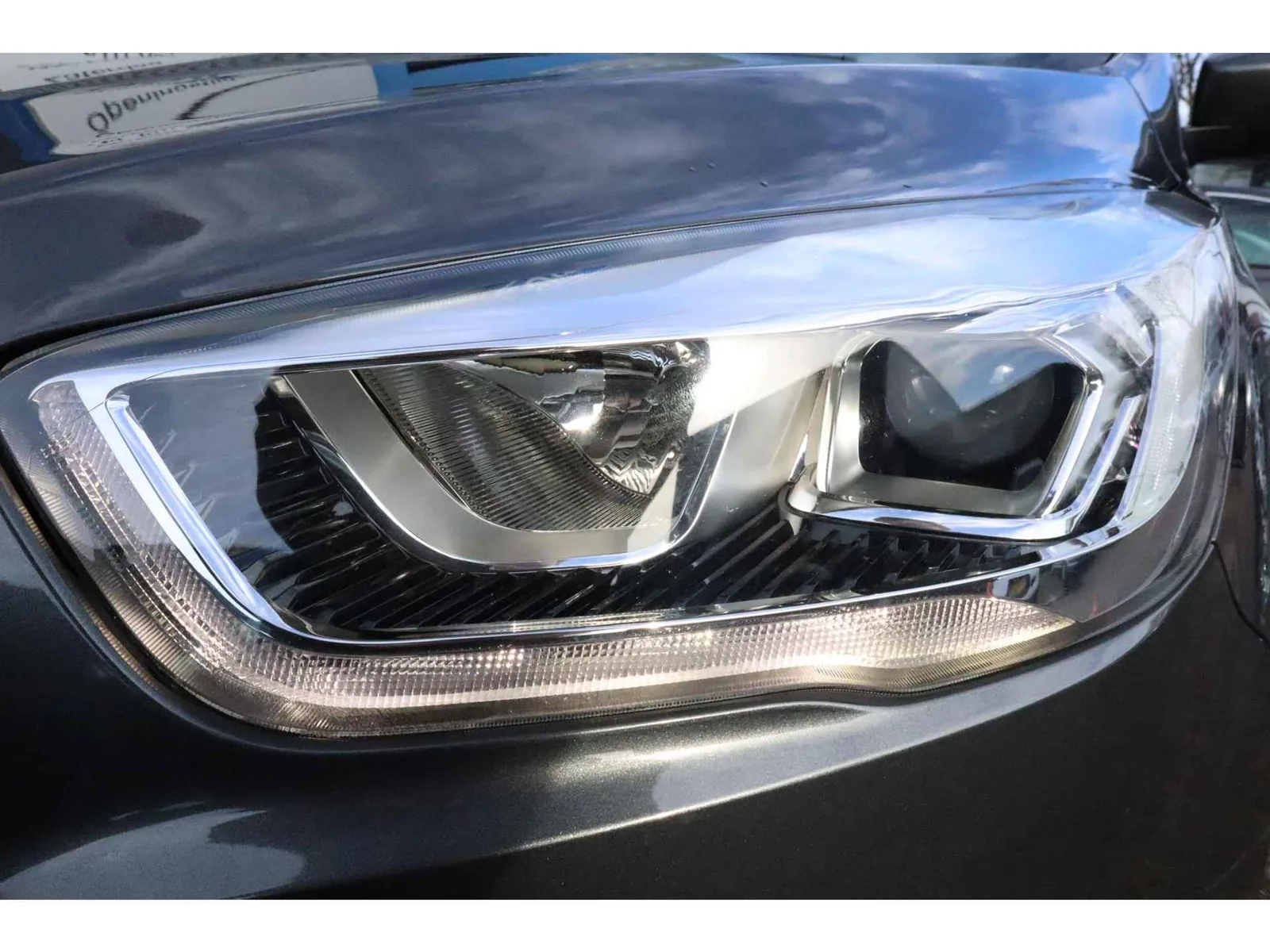 Ford Kuga (2018) — foto 1