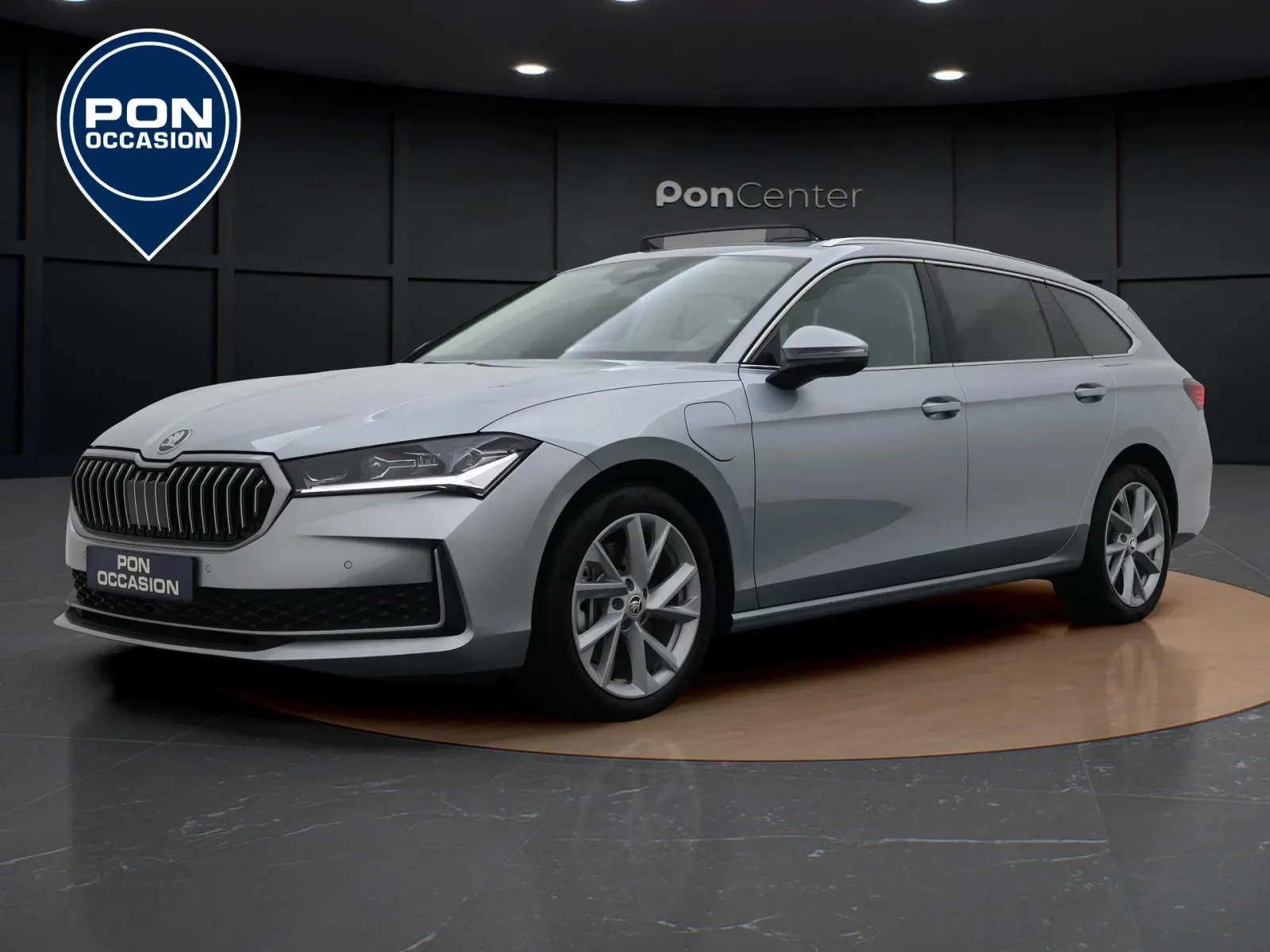 Škoda Superb (2025) — foto 1