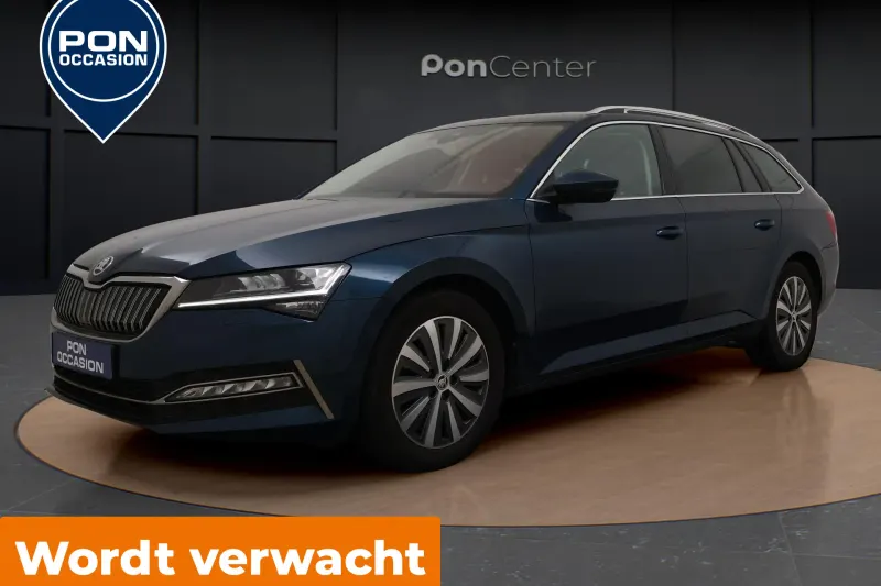 Škoda Superb (2023)