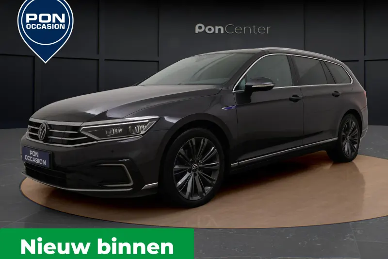 Volkswagen Passat (2022)