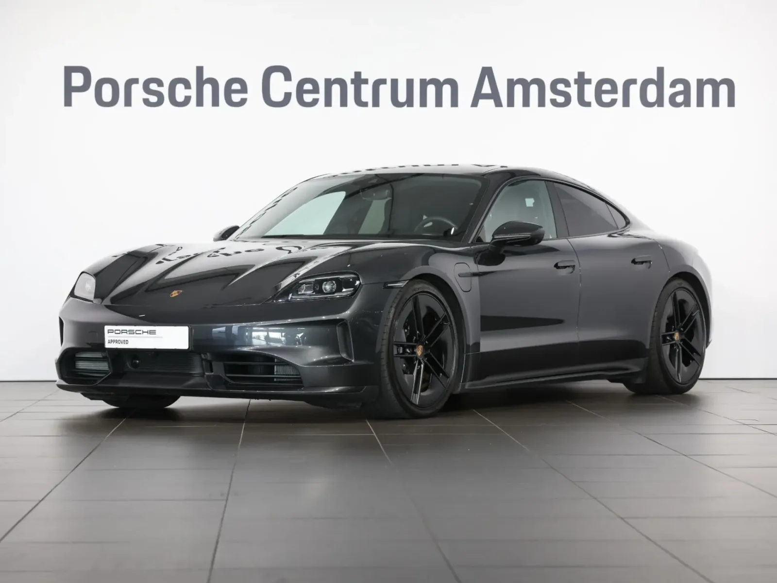 Porsche Taycan (2025) — foto 1