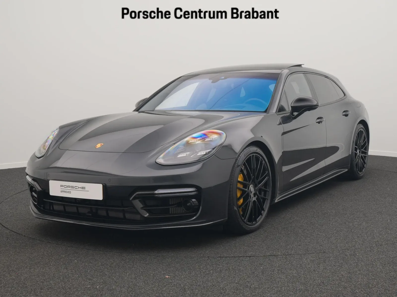 Porsche Panamera (2023) — foto 1