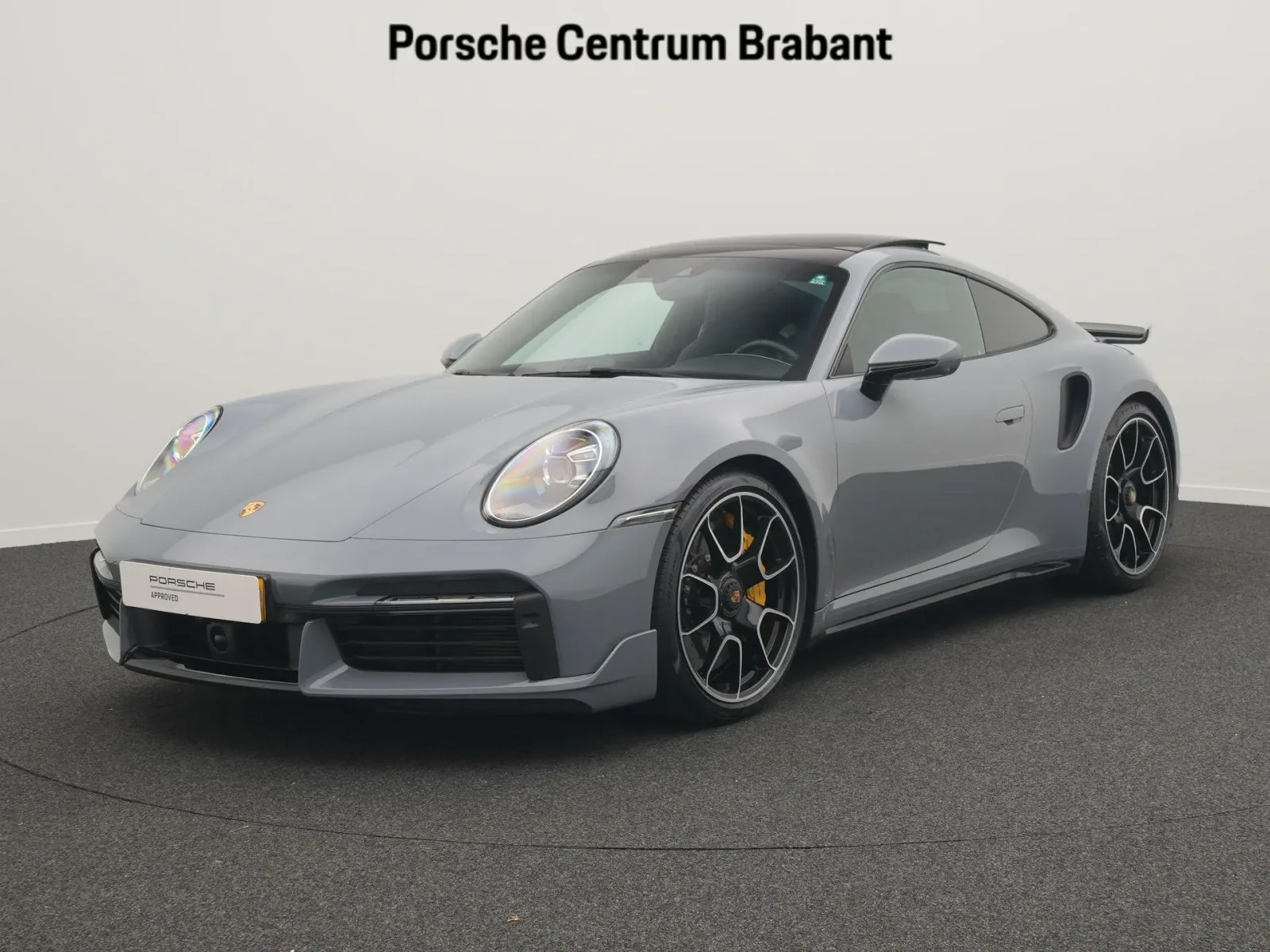 Porsche 911 (2023) — foto 1
