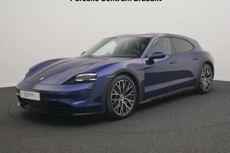 Porsche Taycan Cross Turismo (2023)