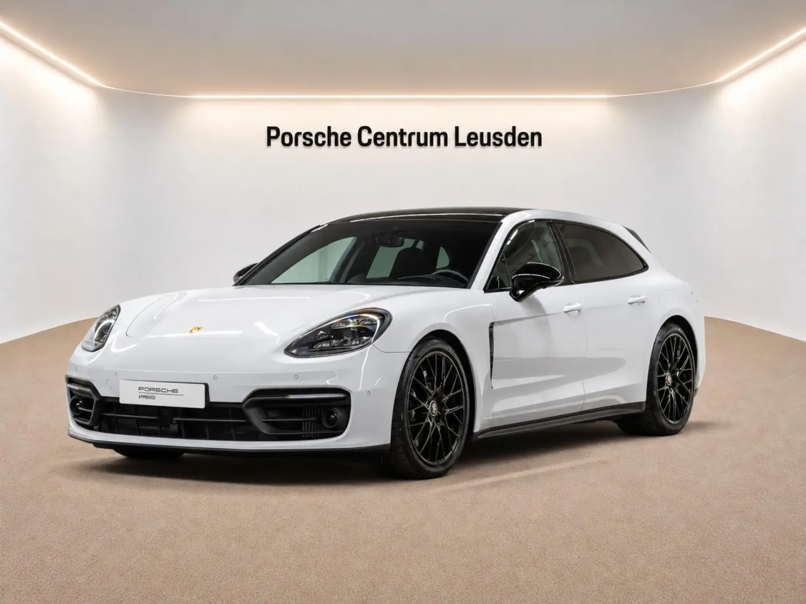 Porsche Panamera (2023) — foto 1