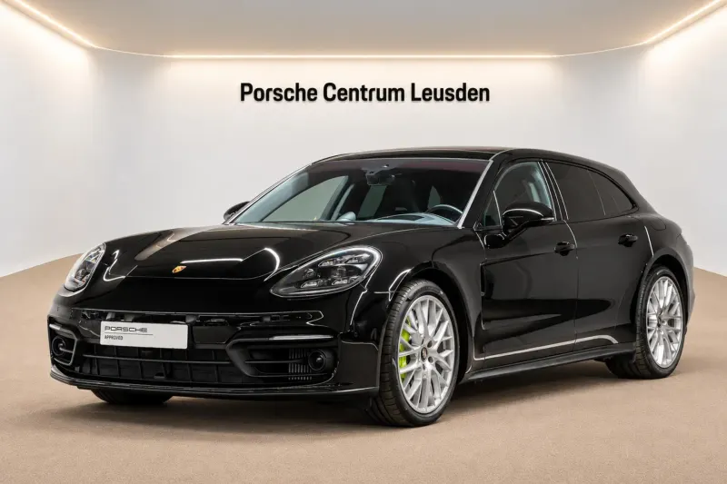 Porsche Panamera (2023)
