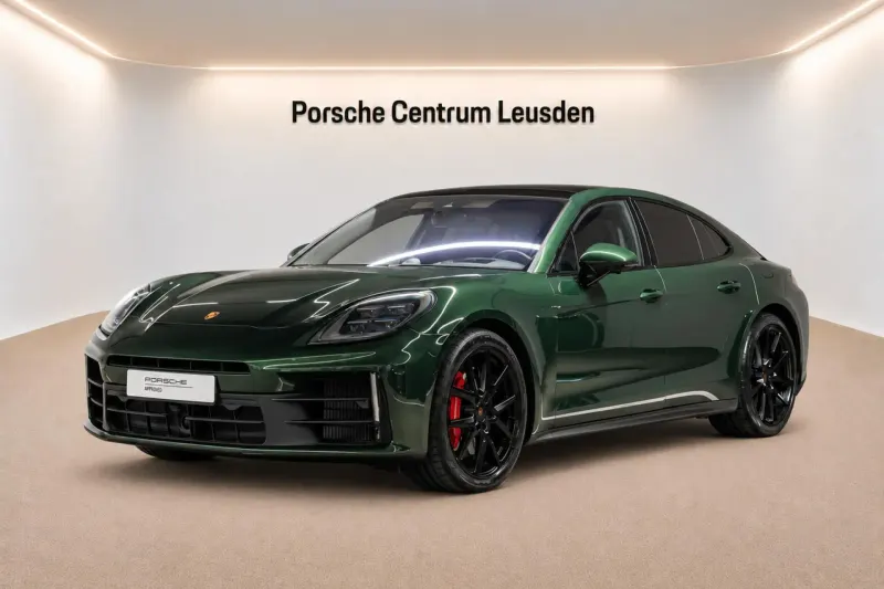Porsche Panamera (2024)