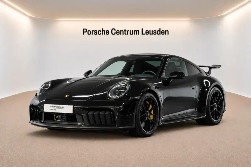 Porsche 911 (2024)