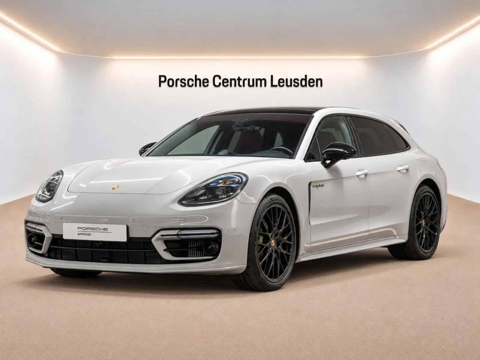Porsche Panamera (2021) — foto 1